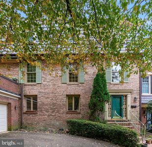 2424 S Queen St, Arlington, VA, 22202