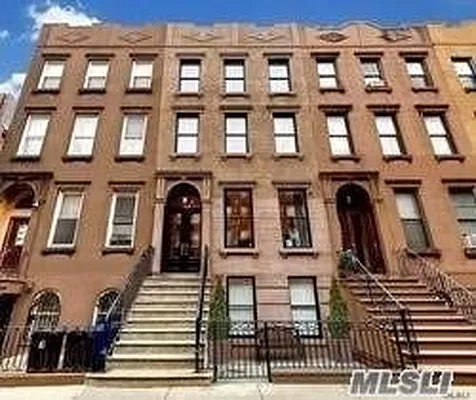 Sold by Berkshire Hathaway HomeServices Laffey International Realty | media 24