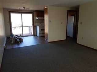 5 Schoolhouse Ln #2, North Dartmouth, MA 02747