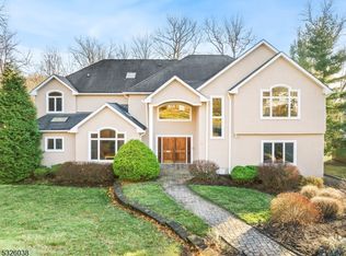 14 Consul Rd, Livingston, NJ 07039