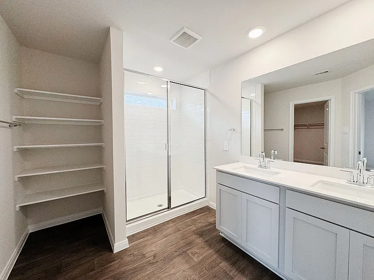 1207 Camden Ln — Photo 16