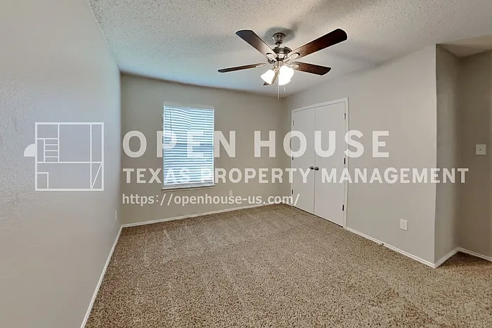 1108 Halifax Ln — Photo 15