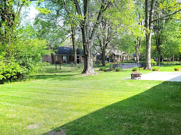 4th image of 741 Greenlee Dr