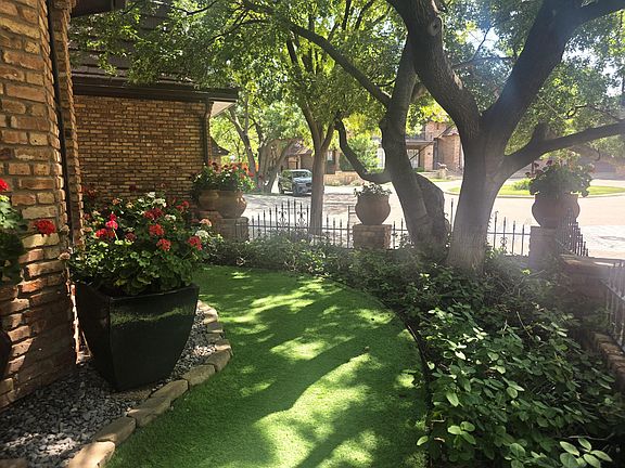 2nd image of 9 Quadrille St