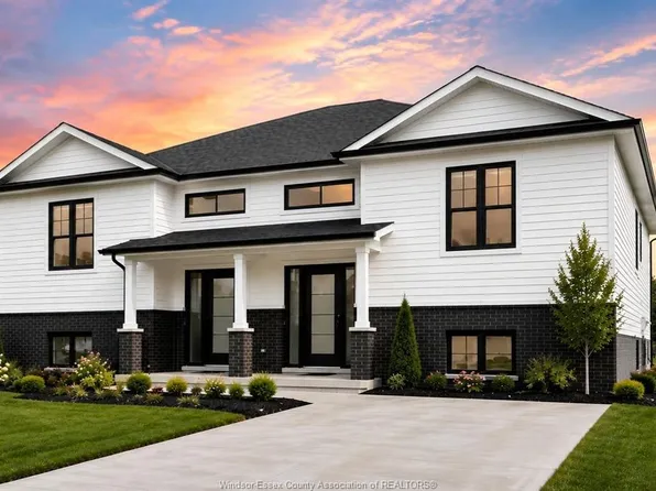 675 Victory St #673, Lasalle, ON N9J 1V8