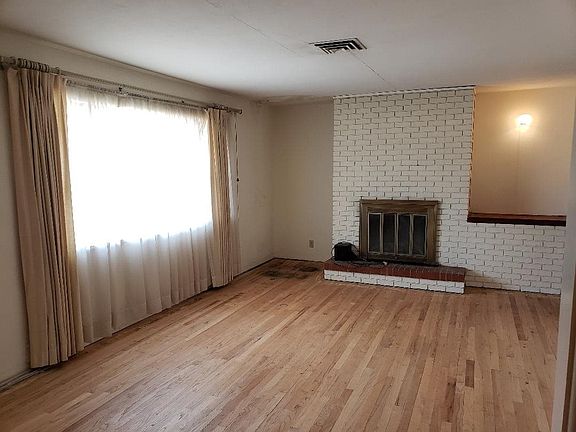 2nd image of 3905 N Montana Ave