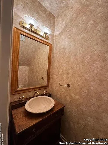 7203 Snowden Crst — Photo 22