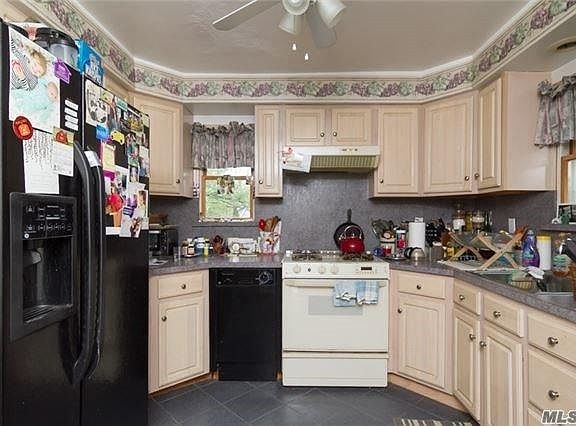 5th image of 33 Hillview Ave
