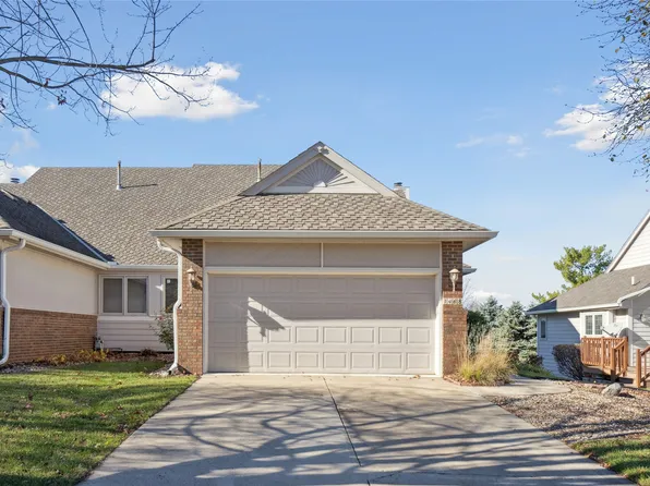 1468 Pompano Dr, Clive, IA 50325