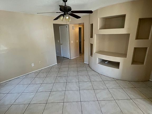 3rd image of 8541 W Mariposa Dr