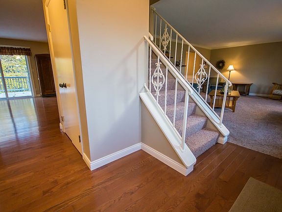 Entry way