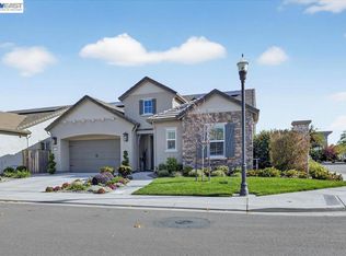 1560 Empire Dr, Lodi, CA
