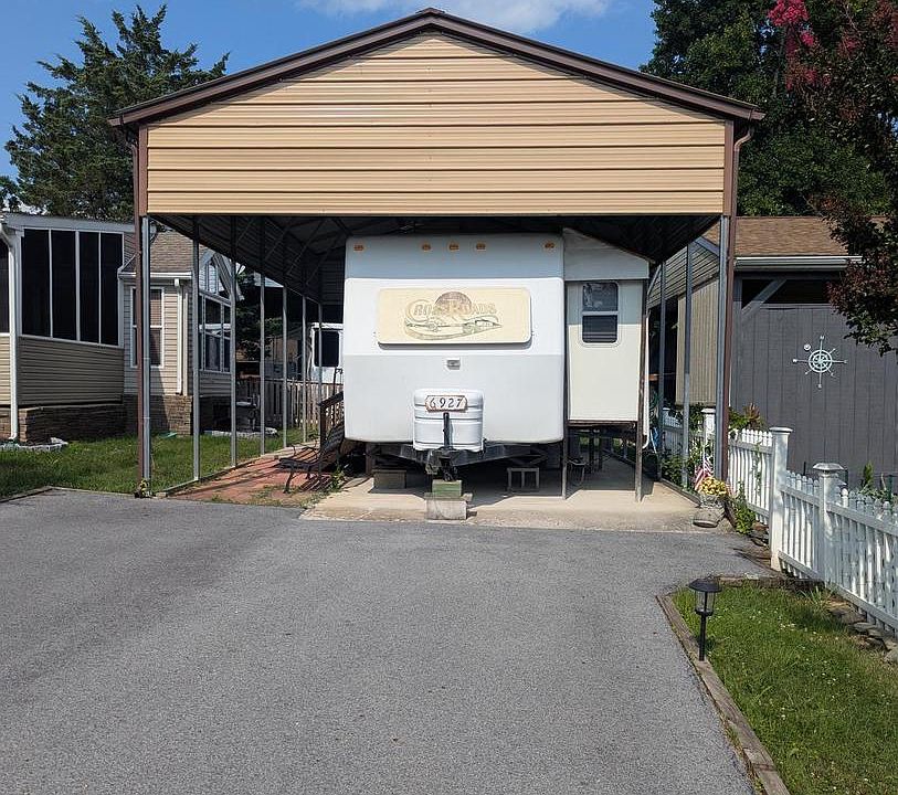 1st image of 27 Ranger Rd