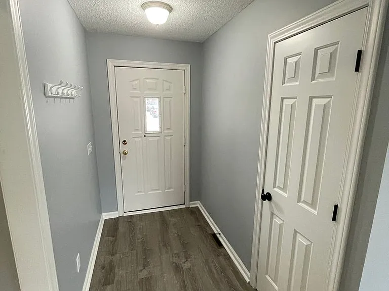 12514 Wandering Way — Photo 3