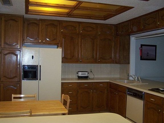 5th image of 1137 N Ocotillo Ave