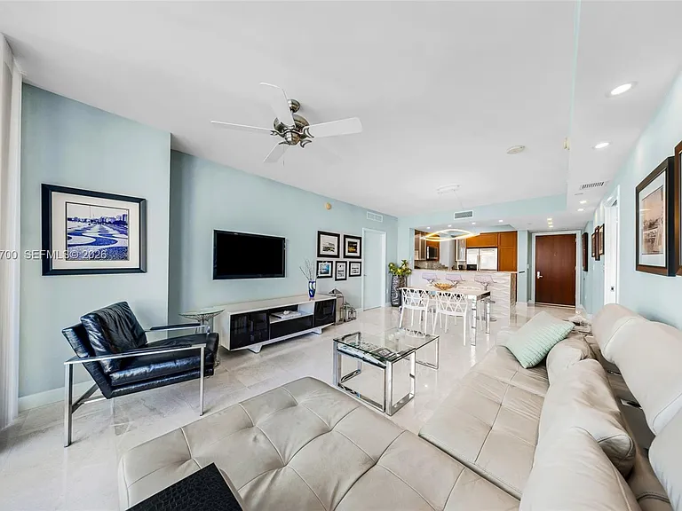 2831 N Ocean Blvd #702N — Photo 11