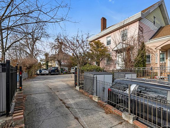 3rd image of 35-78/82 161st Street