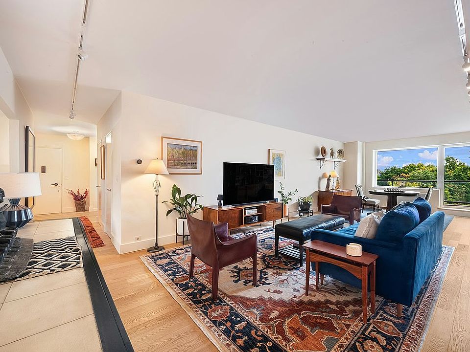 1st image of 180 E End Ave APT 8D