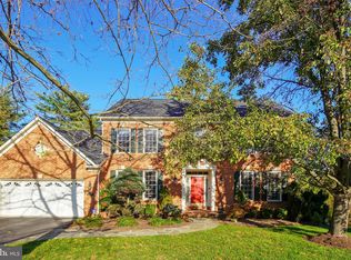 13238 Maplecrest Dr, Potomac, MD 20854