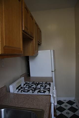 2nd image of 231 Ocean Ave APT 4G
