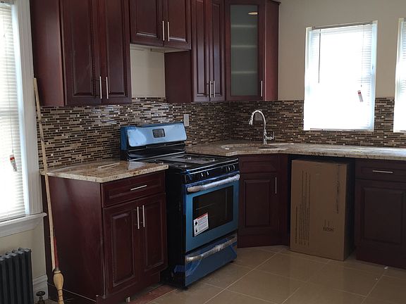 4th image of 14317 180th St