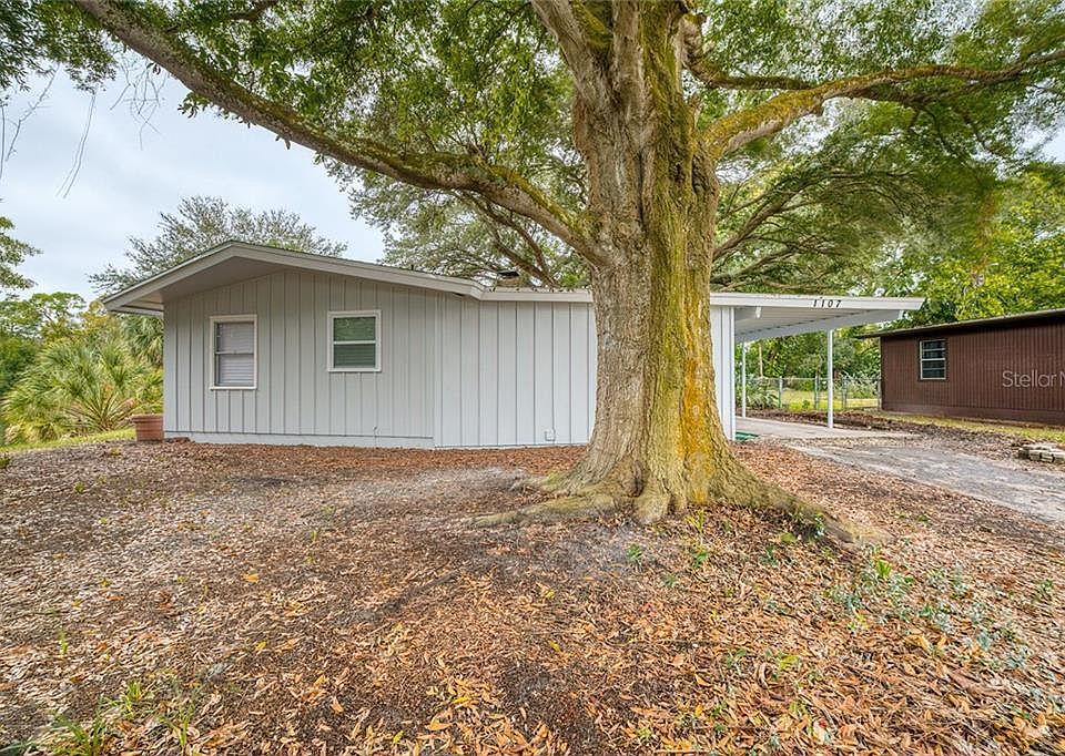 1st image of 1107 Pelican Dr S
