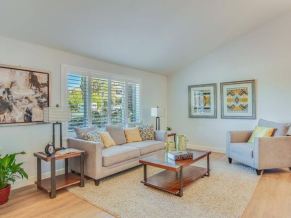5th image of 3698 Slopeview Dr