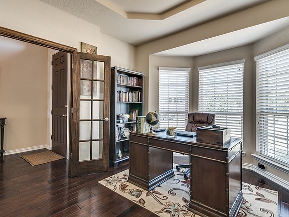 3rd image of 13908 Blueberry Hill Dr