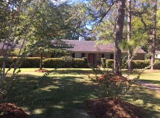 1109 Chalet Dr E, Mobile, AL 36608