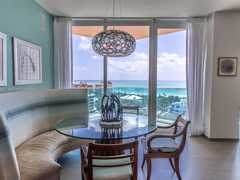 300 S Pointe Dr #1502 — Photo 8