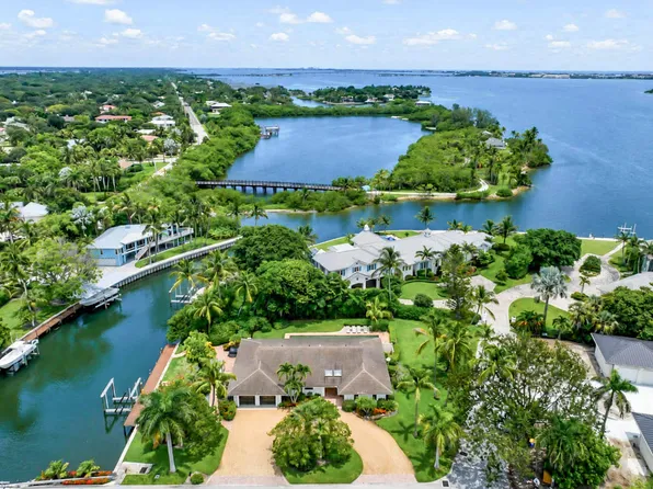 2 ISLAND Road, Sewalls Point, FL 34996