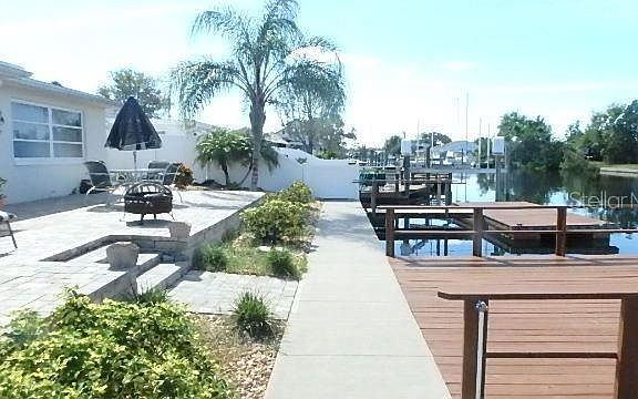 3rd image of 13917 Darlene Ave