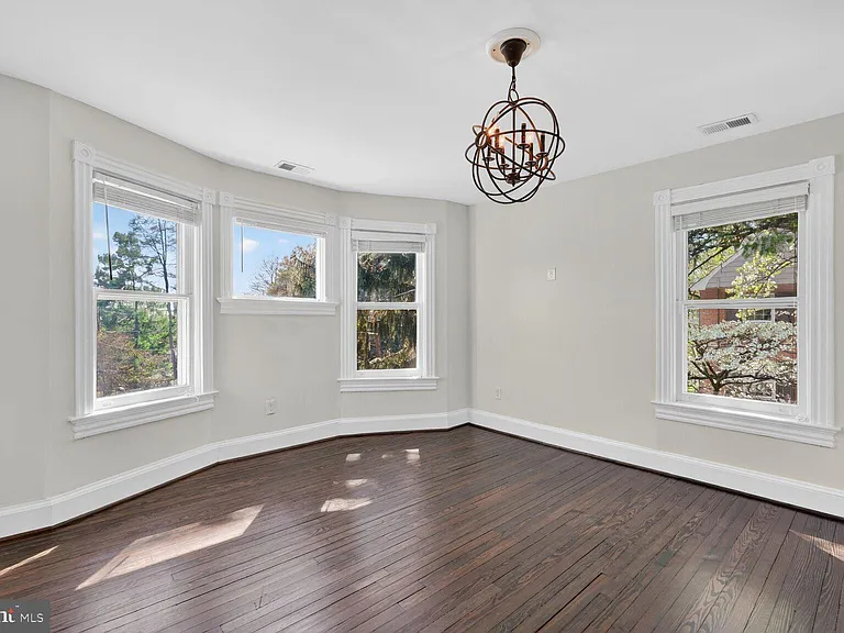 4701 Cumberland Ave — Photo 9