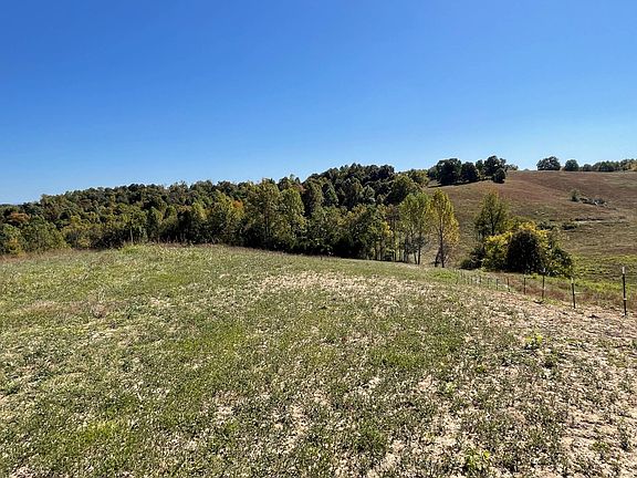 5th image of 15 Dripping Springs Dr