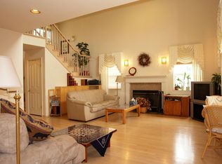 10224 Peninsula Ave, Cupertino, CA