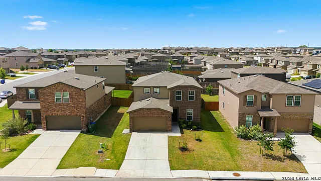 10508 Sweetwater — Photo 33