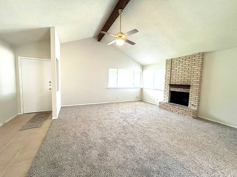 8818 Ridge Gate St — Photo 3