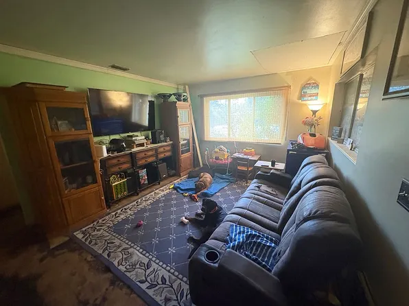 2319 Townsend Blvd, Jacksonville, FL 32211