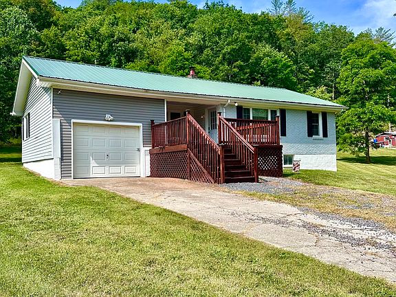 4th image of 73 Indian Hill Rd