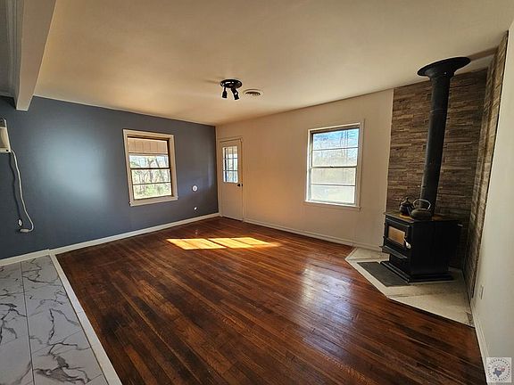 3rd image of 111 County Road 3778