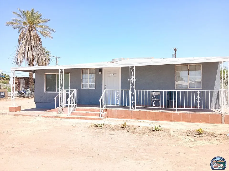 3 bed, 2.0 bath, 1156 sqft, $1,850 — Photo 3