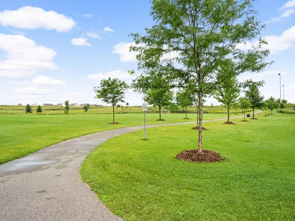 1535 138th St E, Rosemount, MN 55068
