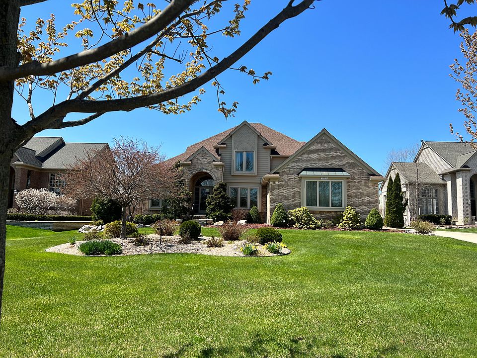 1st image of 47813 Stratford Ct