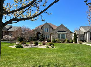 47813 Stratford Ct, Canton, MI 48187