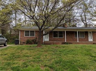 308 & 310 Holland Cir, Statesville, NC 28677
