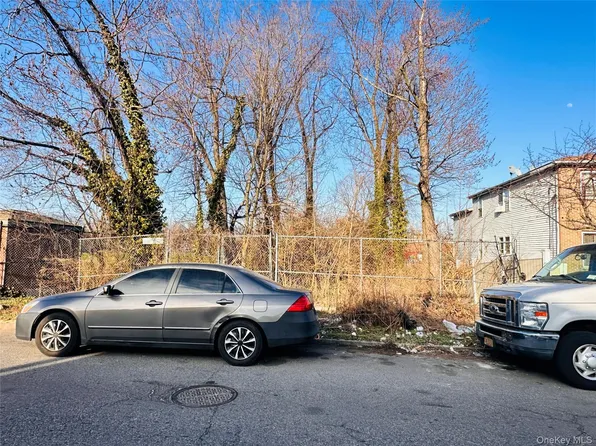 113 Avenue Avenue, Jamaica, NY 11433