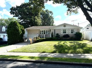 181 Perry Ave, Staten Island, NY 10314