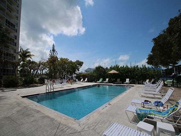 4th image of 2000 Coco Plum Dr APT 306