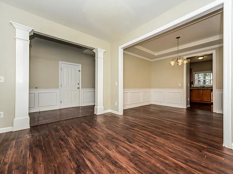 2808 Harcourt Dr — Photo 5