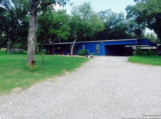 10123 Fm 775, Floresville, TX 78114